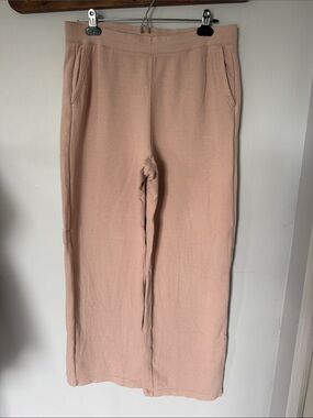 Uniqlo Wide-Leg Knit Pants in Light Peach